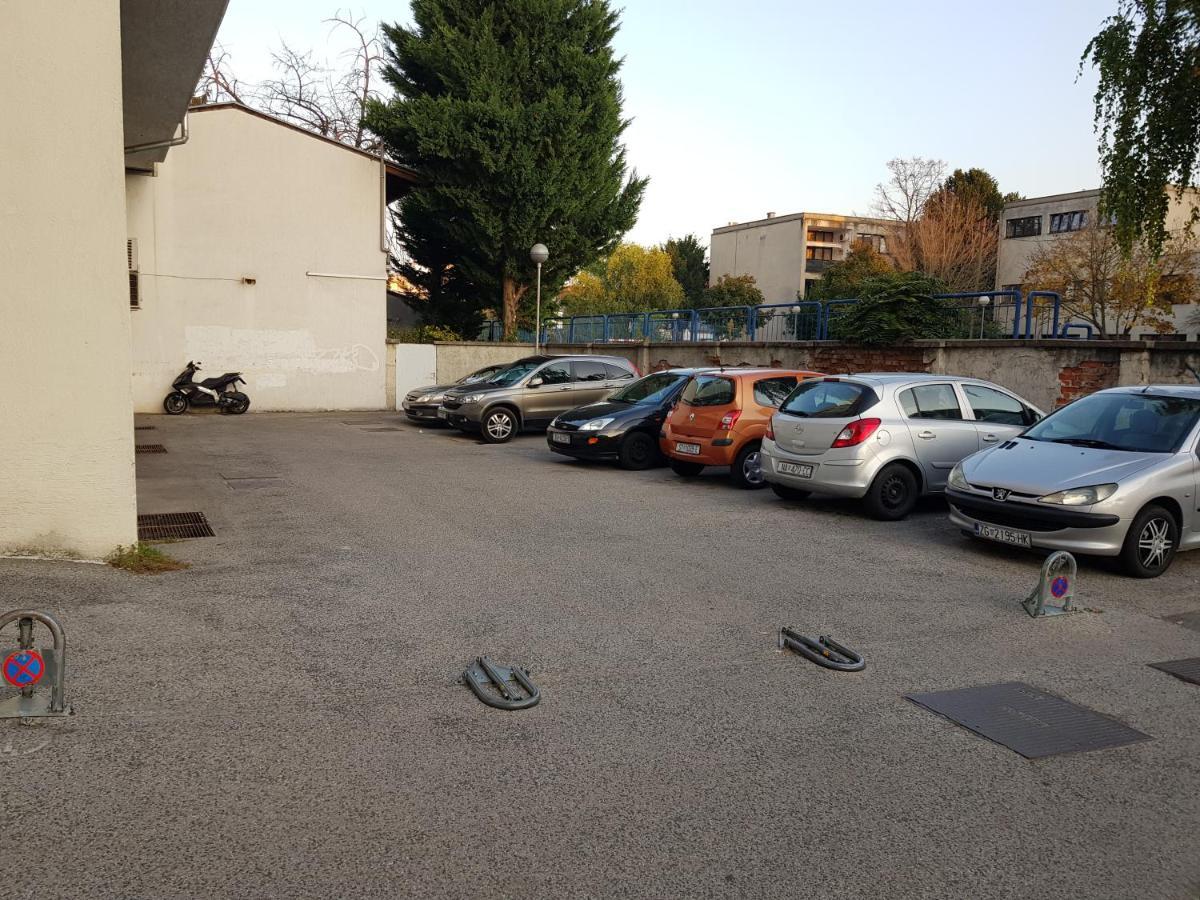 Lucky 13 Apartment Zagreb Luaran gambar